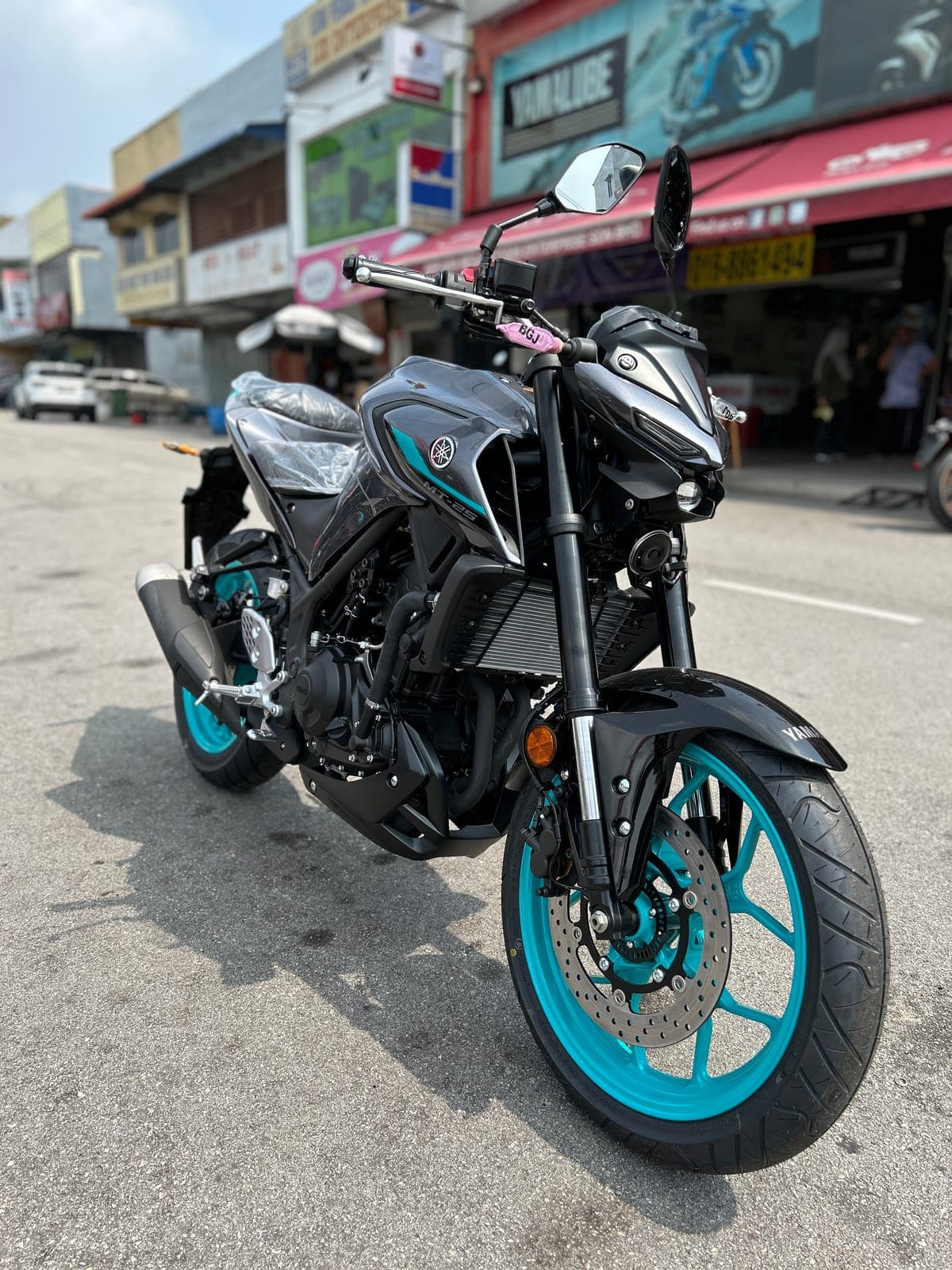 Yamaha MT-25 thumbnail 4