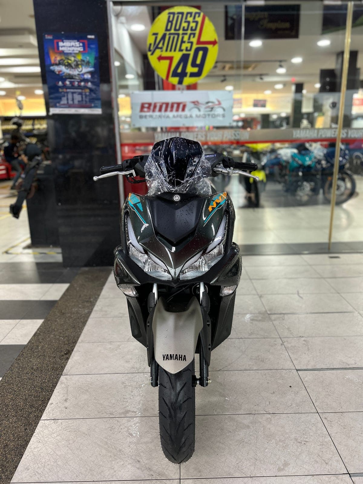 Yamaha NVX (Standard) thumbnail 5