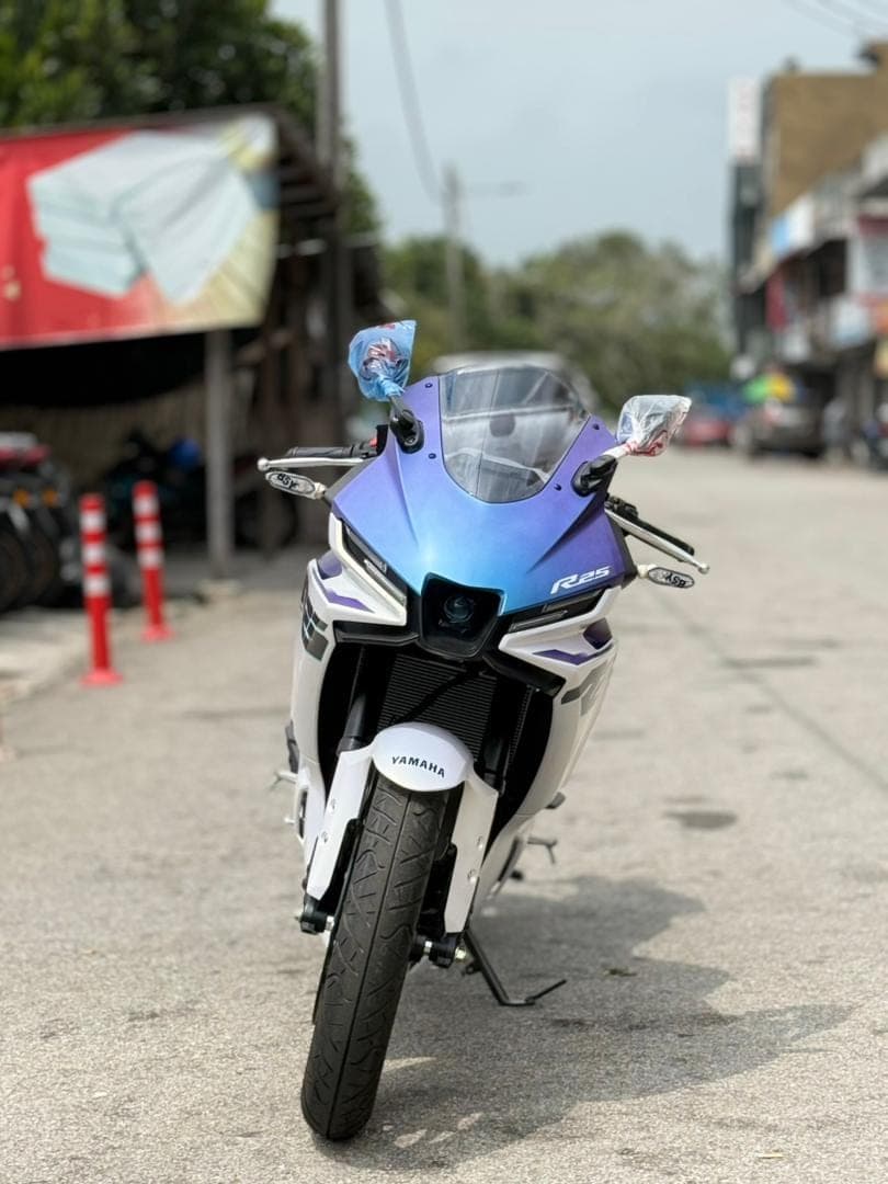 YZF-R25